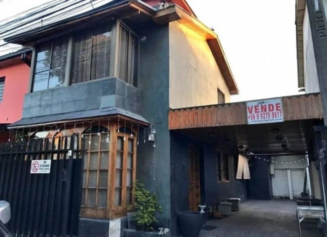 CASA EN VENTA A PASOS DE BARRIO EL TENIS