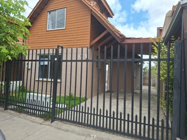 En Venta casa con mucho potencial, en Villa Luis Orrego