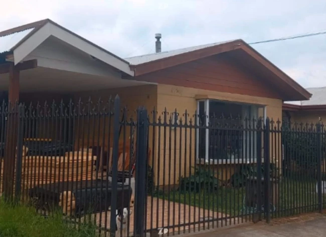 SE VENDE CASA BUEN ESTADO EN PARQUE DON ROSAURO II