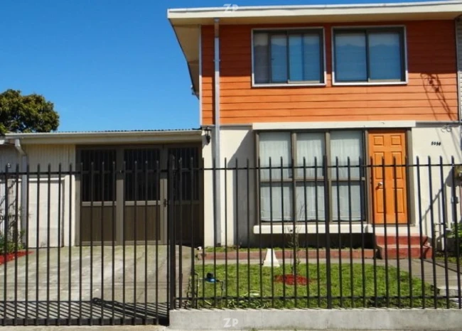 Se vende cómoda casa en Los Cóndores