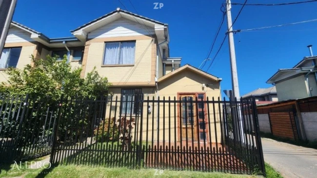 En venta Casa esquina en venta en Villa Santa Clara II