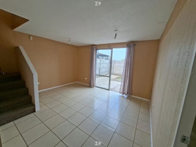 En Venta casa con mucho potencial, en Villa Luis Orrego