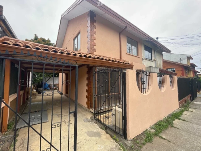 SE VENDE CASA EN CONCEPCIÓN! Sector San Valentín