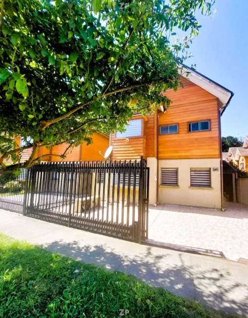 En Venta CASA 3D2B3E, LOMAS SAN SEBASTIAN, CONCEPCION