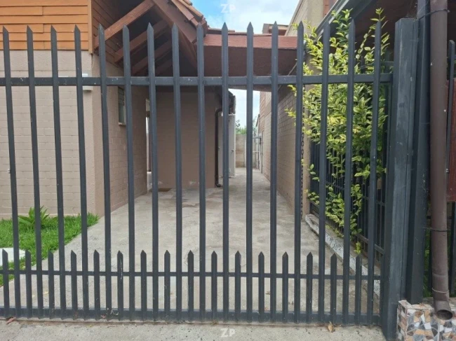 En Venta casa con mucho potencial, en Villa Luis Orrego