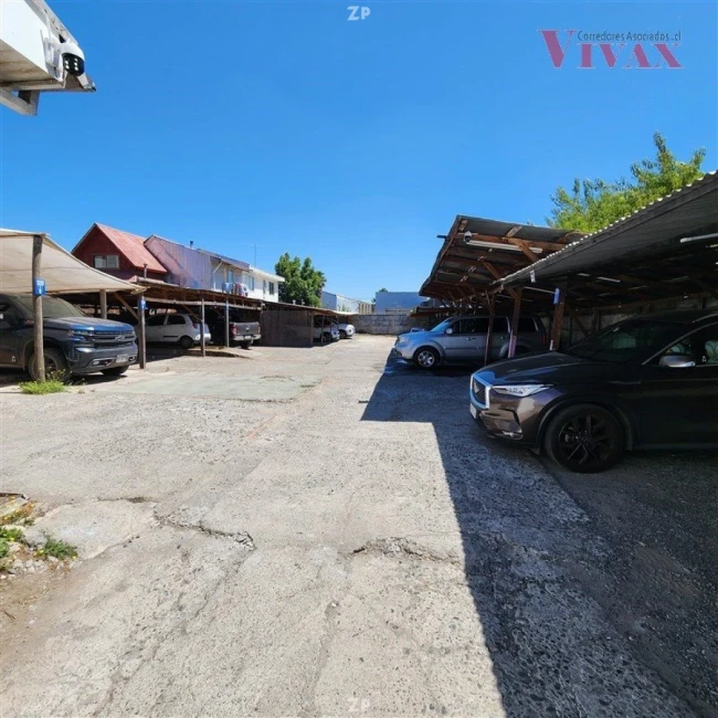 En venta Casa en Gran sitio de 1.033 mt en pleno centro de Curicó