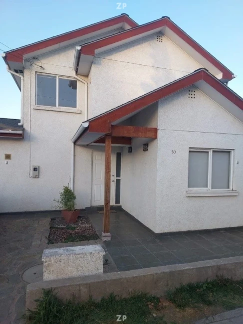En venta Casa de 150 metros cuadrados más quincho
