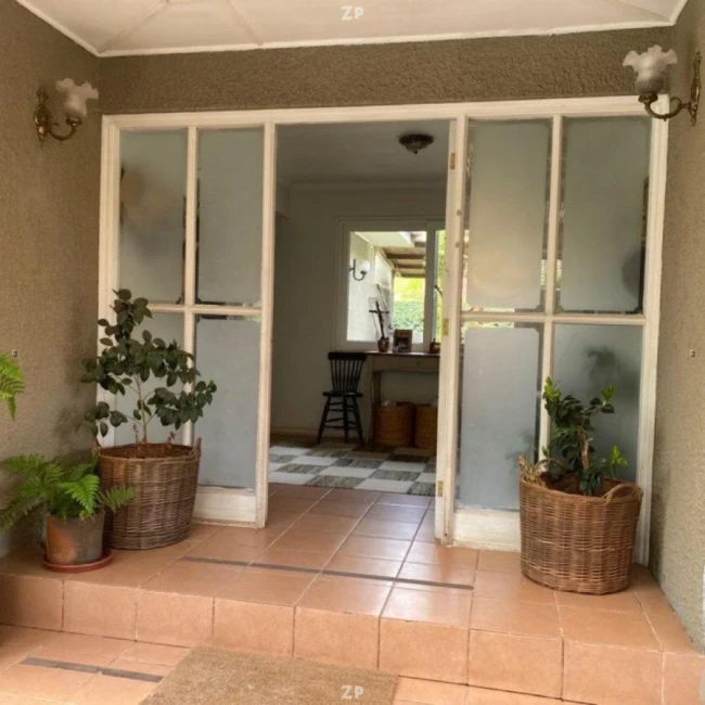 En venta casa en Condominio don alfonso