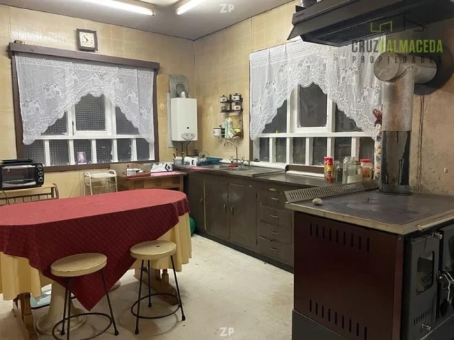En venta Gran casona con vista a la bahía en segunda línea