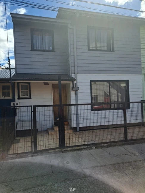 En venta Casa Pareada de 120 m2 cuadrados y 75 m2 construidos