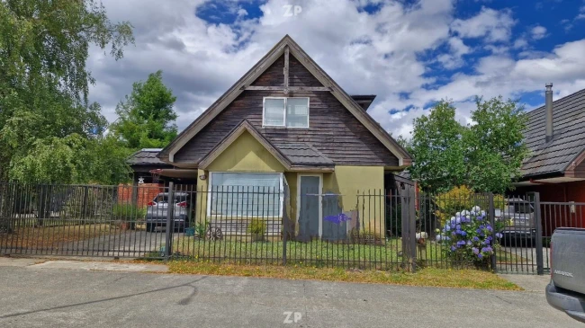 En venta amplia casa de 150 m2