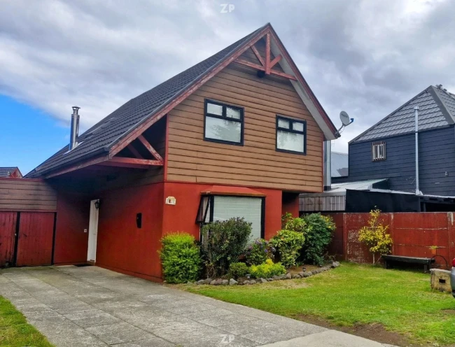 En venta hermosa casa de 2 pisos, ubicada en pasaje Aconcagua