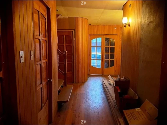 En venta Gran casona con vista a la bahía en segunda línea