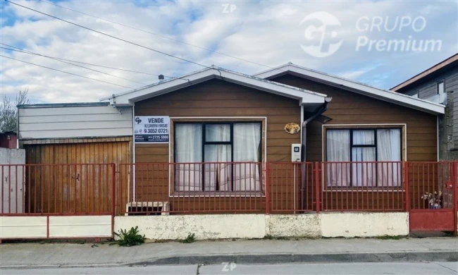 En venta Casa en excelente estado, en Población Carlos Ibañez