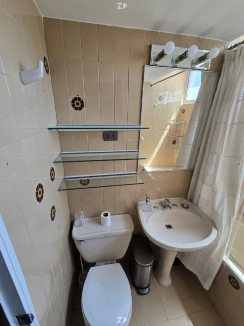 Departamento Remodelado A Pasos De Metro Los Leones
