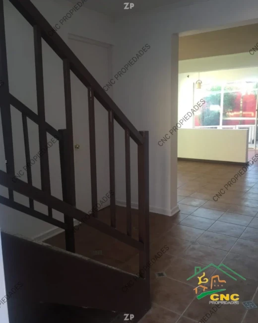 Se Vende casa de 3 Dormitorios, 3 Baños, 1 sala de estar