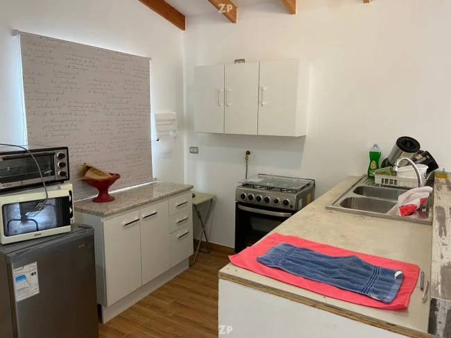 Se vende Casa com parcela de 5000 m2.