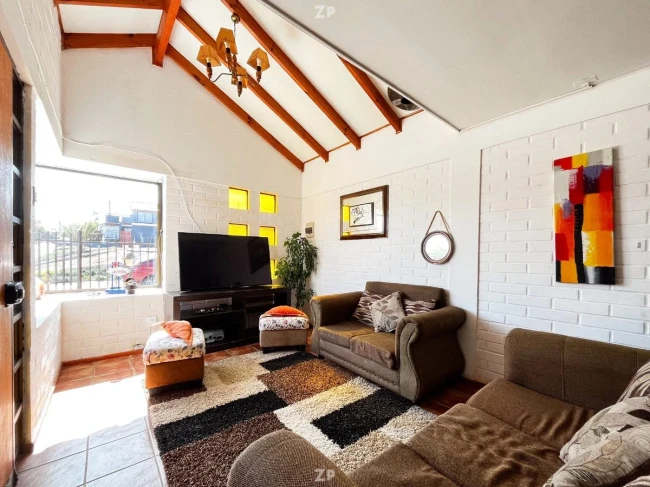 Hermosa casa en venta en El Milagro, La Serena.