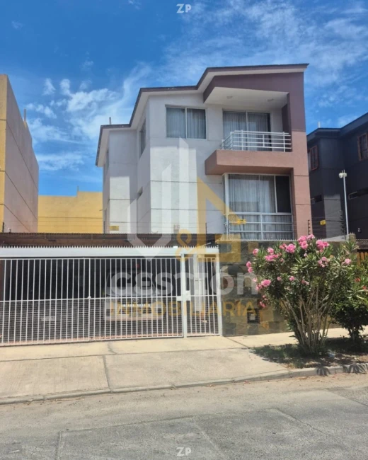 En venta Casa en  Antofagasta, Benito Ocampo