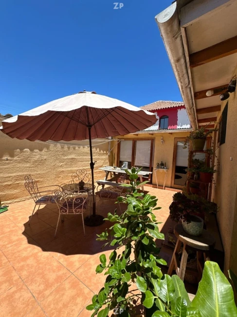 CASA ESQUINA EN SECTOR RESIDENCIAL EN VENTA