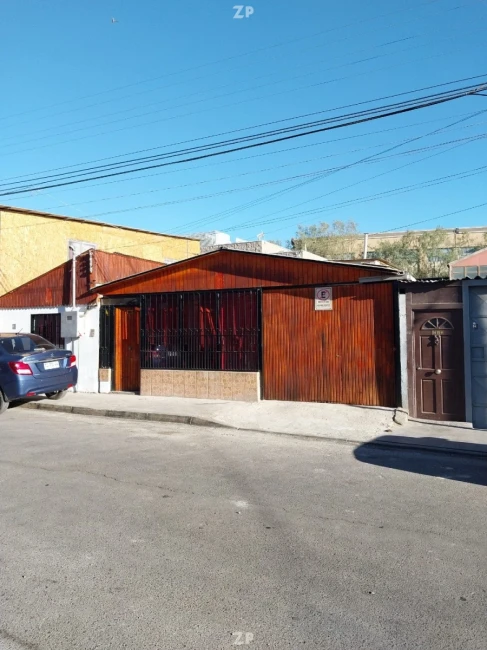EXCELENTE OPORTUNIDAD, SE VENDE CASA EN CALAMA