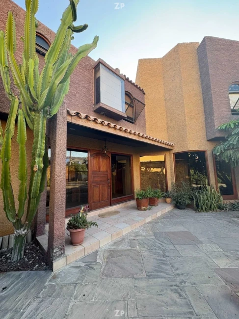 En venta Espectacular casa ubicada en exclusivo condominio