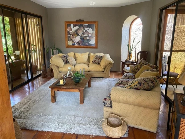 En venta Hermosa casa de estilo mediterráneo