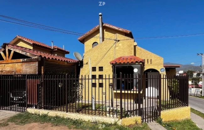 Hermosa casa en venta en El Milagro, La Serena.