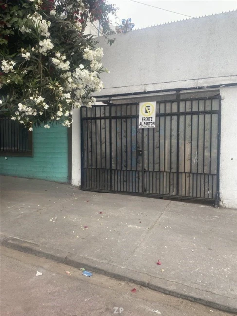 Se vende casa en Tarapacá 1427