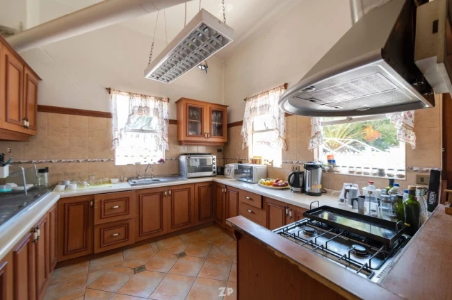 En venta Casa estilo castillo en Cerro Bellavista