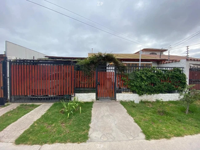 En venta Casa remodelada, acogedora y lista para habitar