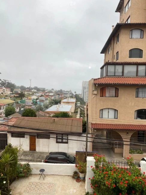 Se vende hermosa casa en sector patrimonial de Playa Ancha