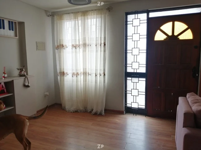 En vneta casa habitación en sector residencial Peñuelas