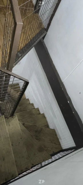 En venta Casa de dos pisos, pareo simple