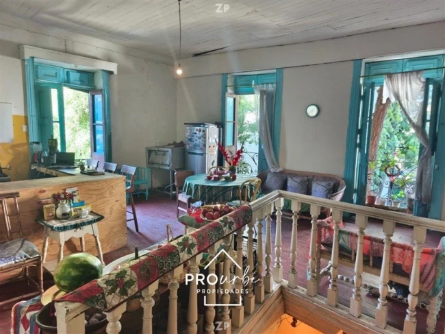 Gran oportunidad para adquirir esta amplia casona!