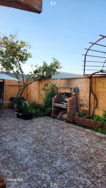 En venta Amplia casa 4 dormitorios en La Florida