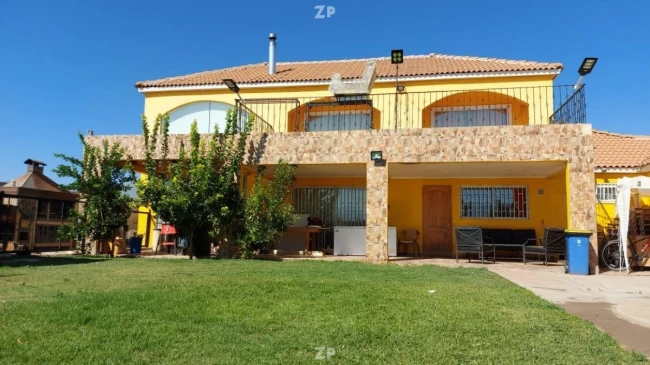 En venta Excelente casa de dos pisos ubicada en Condominio Viñedos de Tabolango