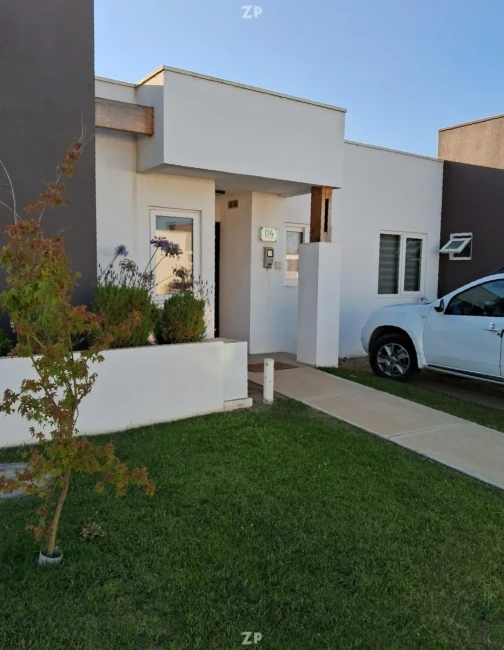 En venta Casa Mediterránea en Condominio Exclusivo 
