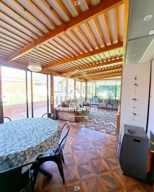 SE VENDE AMPLIA PROPIEDAD CON EXCELENTE TERRENO - QUILLOTA, V REGIÓN