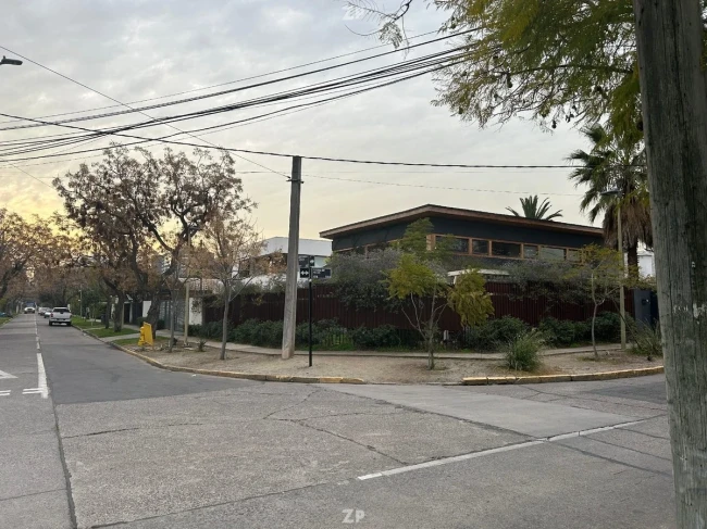EN VENTA LINDA CASA 3D/2B EN BARRIO SEGURO ISABEL