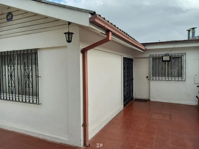 Se vende casa de 3 dormitorios