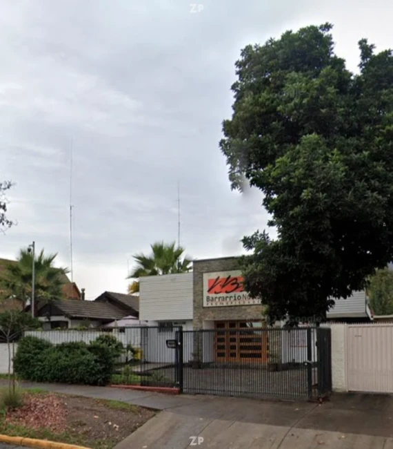 Se Vende casa con destino comercial (ideal para Jardín Infantil