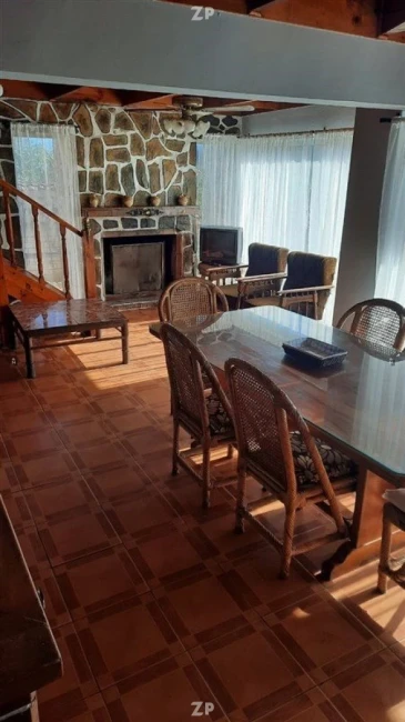 Se Vende en Valparaíso Casa de 3 Pisos