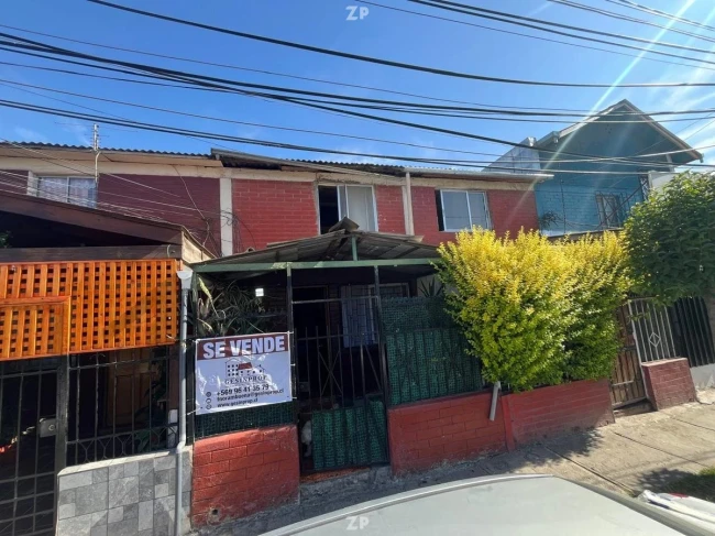 Se Vende Casa Ampliada y Regularizada, Villa San Luis, Maipú.