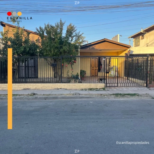 Se vende casa en villa Andres Bello, Maipú