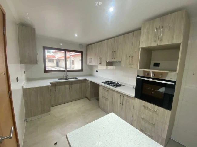 En vena propiedad en residencial exclusivo