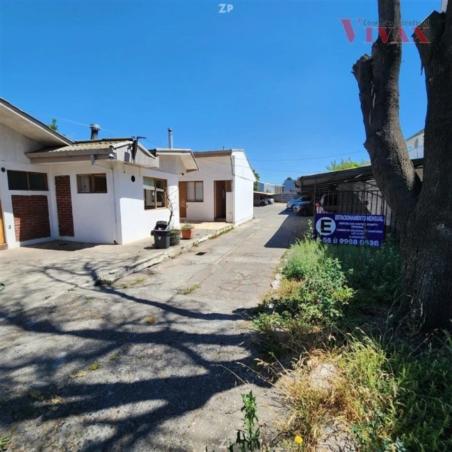 En venta Casa con Gran sitio de 1.033 mt en pleno centro de Curicó