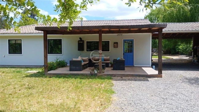 En venta Preciosa casa de 130 M año 2015