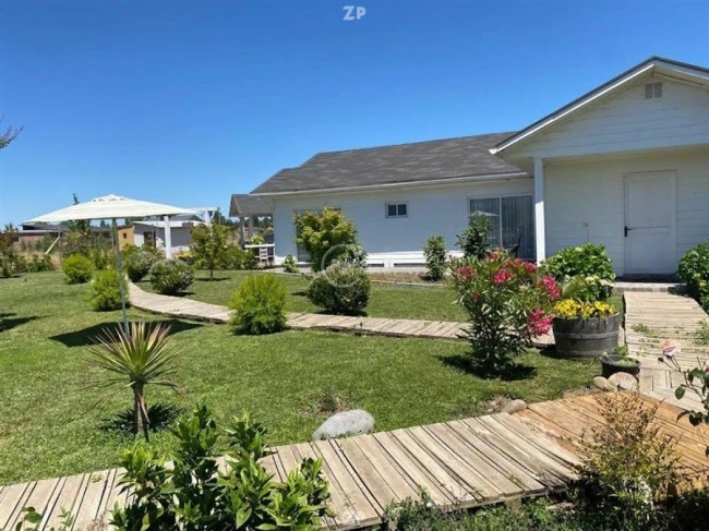 En venta casa con Preciosa parcela en Condominio