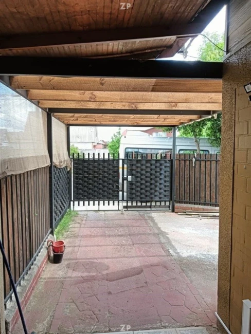 En venta encantadora casa de 2 Pisos en Curicó Villa